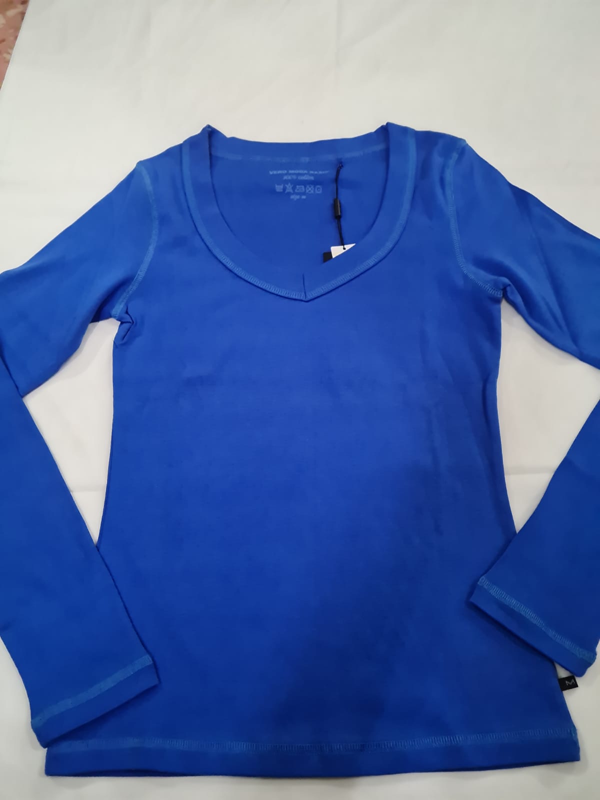 CAMISETA MUJER PICO BÁSICA M-LARGA
